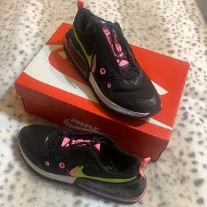 Women’s Nike Air Max Up Shoes